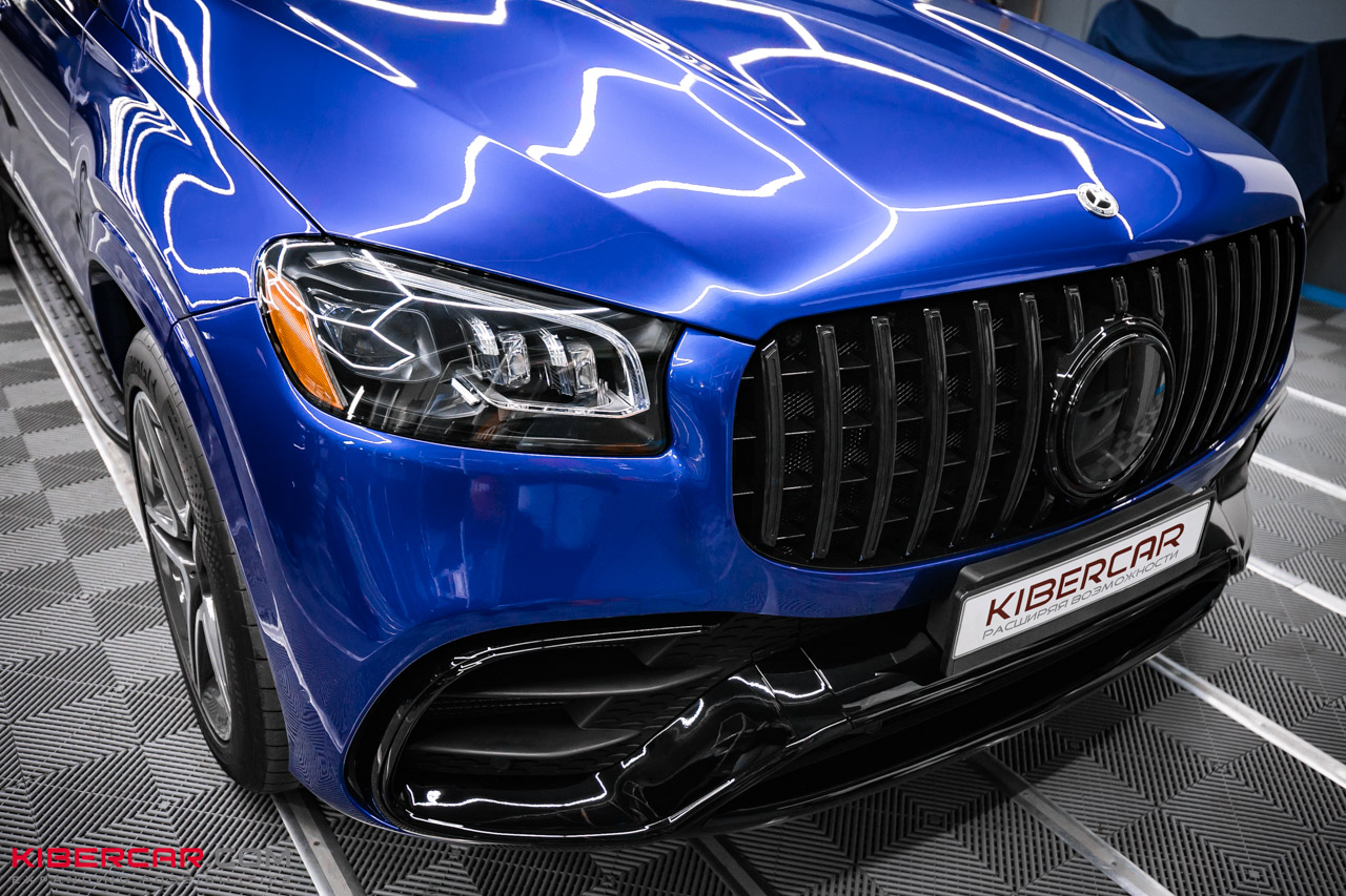 Оклейка Mercedes-Benz GLS цветной полиуретановой пленкой и обновление антихрома