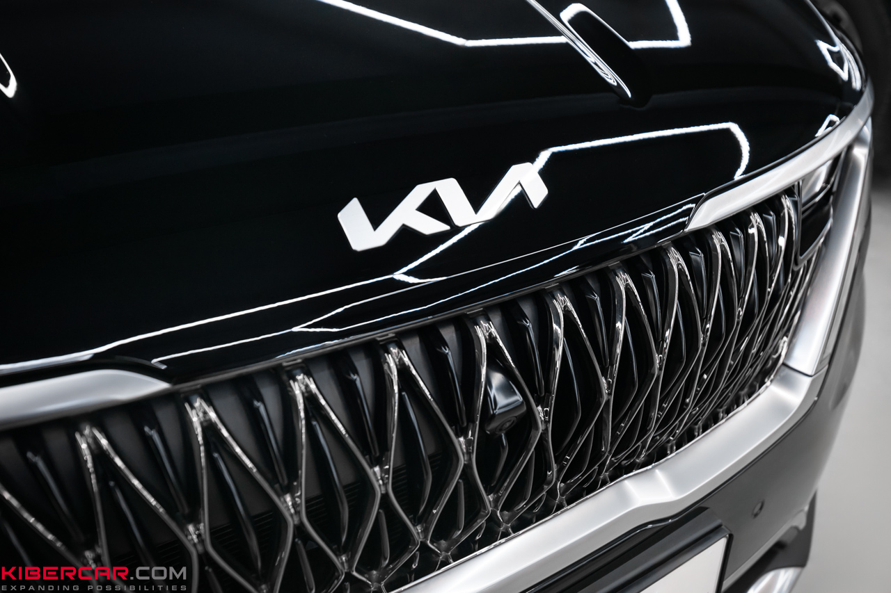 Профессиональная полировка и керамическое покрытие на Kia Carnival
