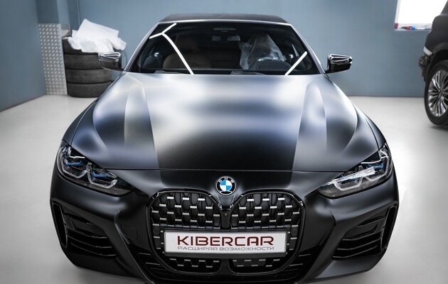 Оклейка BMW 4 серии матовым полиуретаном