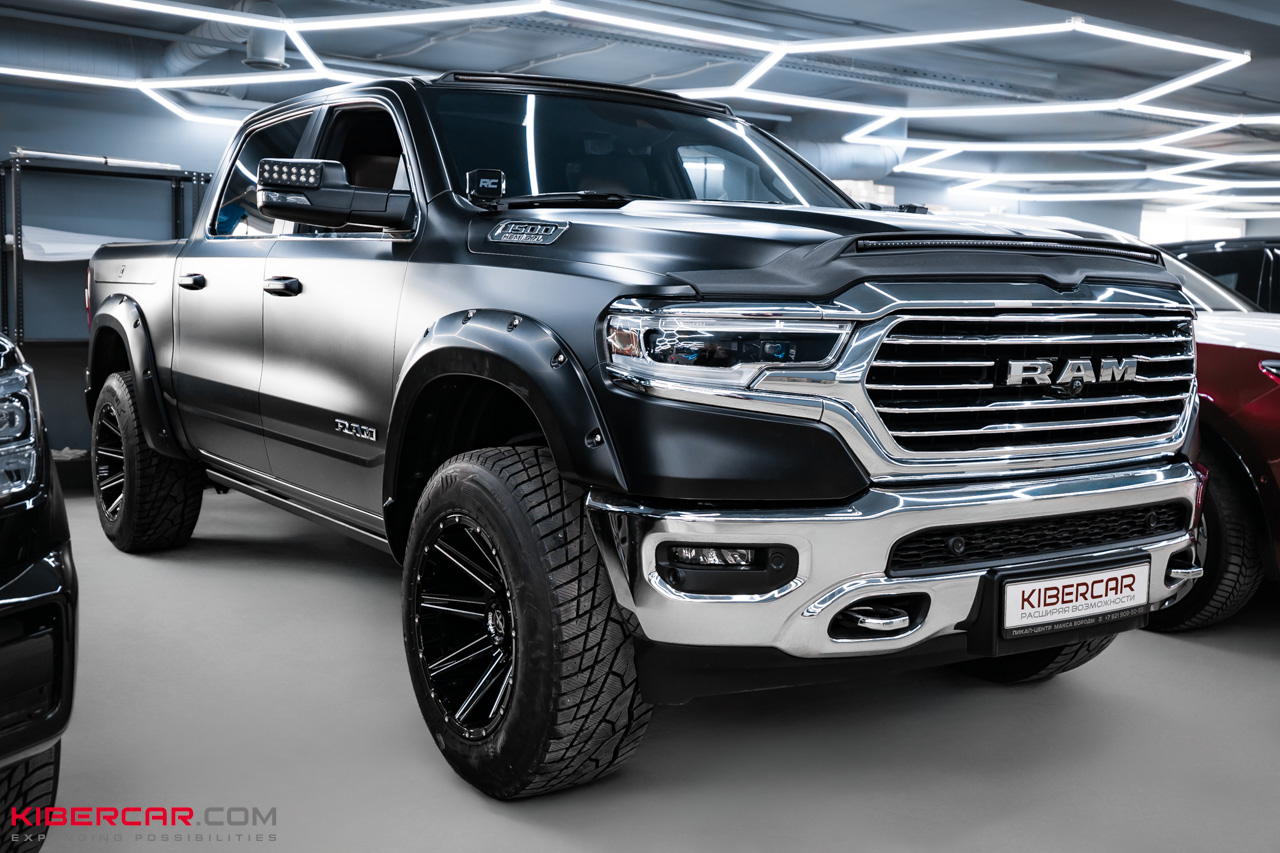 Восстановление кузова RAM 1500 после повреждений