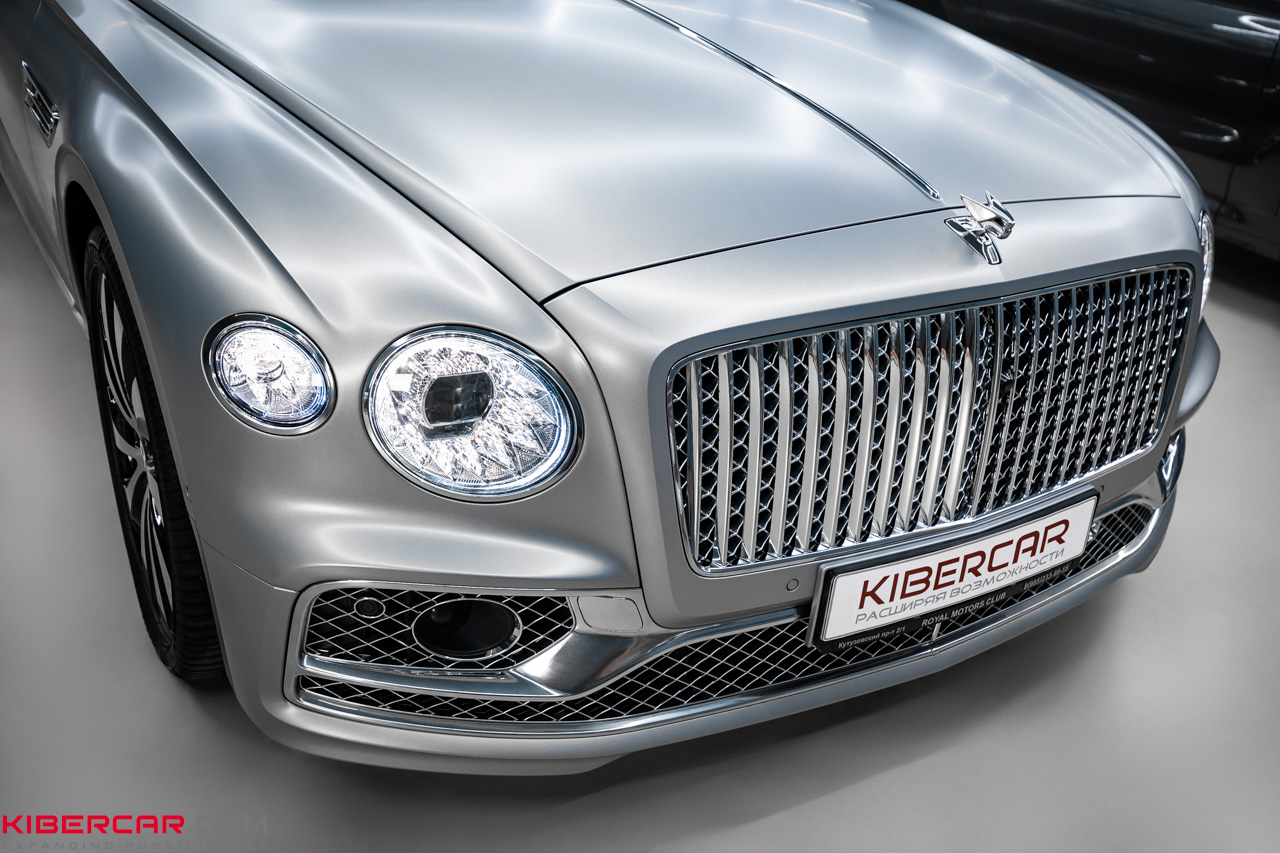 Детейлинг для Bentley Flying Spur: точечная полировка и керамика на матовый кузов