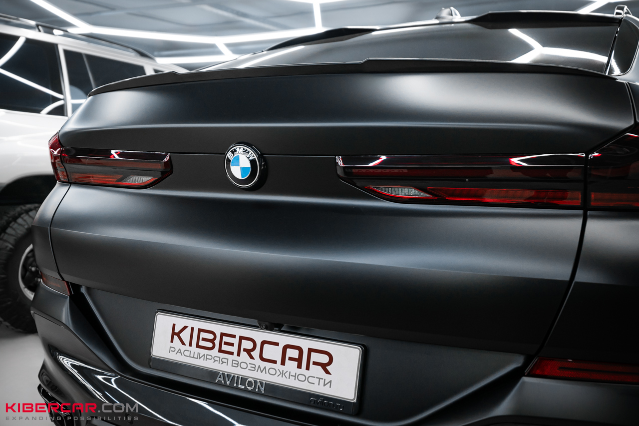 Оклейка BMW X6 матовой полиуретановой пленкой