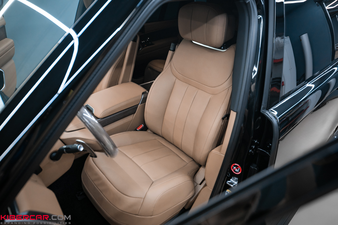 Land Rover Range Rover: керамическое покрытие кожаной обивки