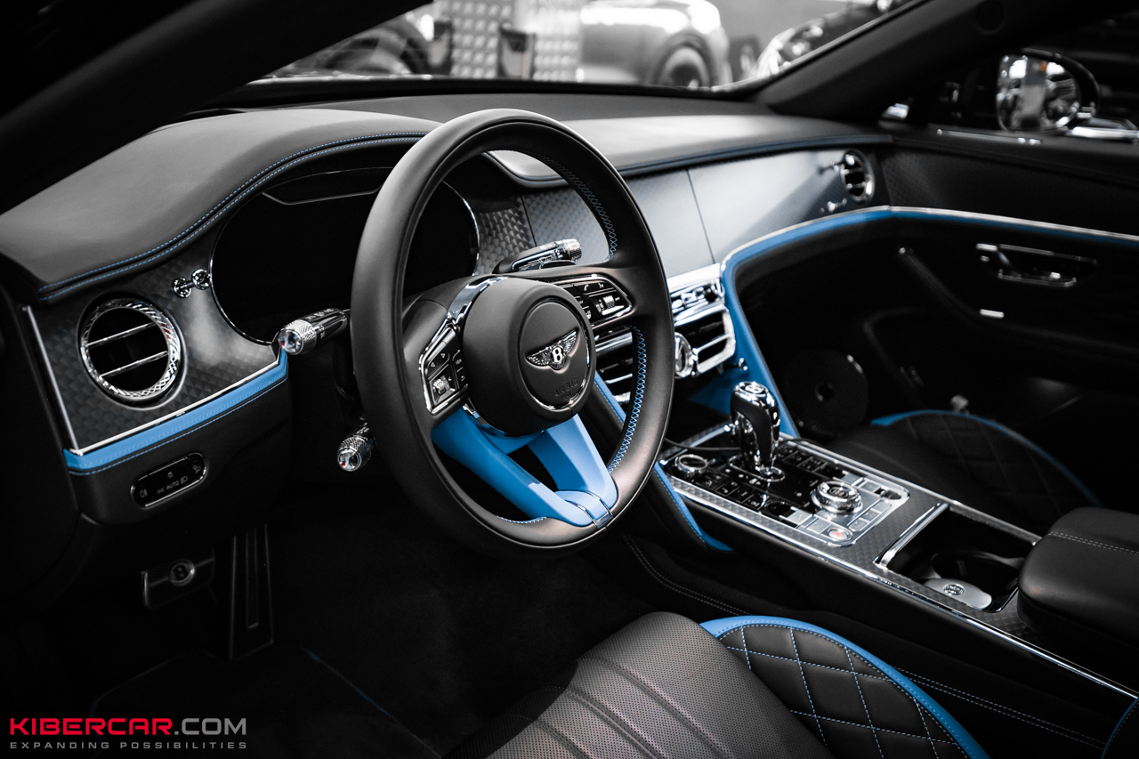 Новый образ Bentley Flying Spur: покраска дисков, суппортов и шильдиков