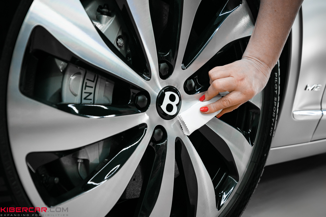 Детейлинг для Bentley Flying Spur: точечная полировка и керамика на матовый кузов