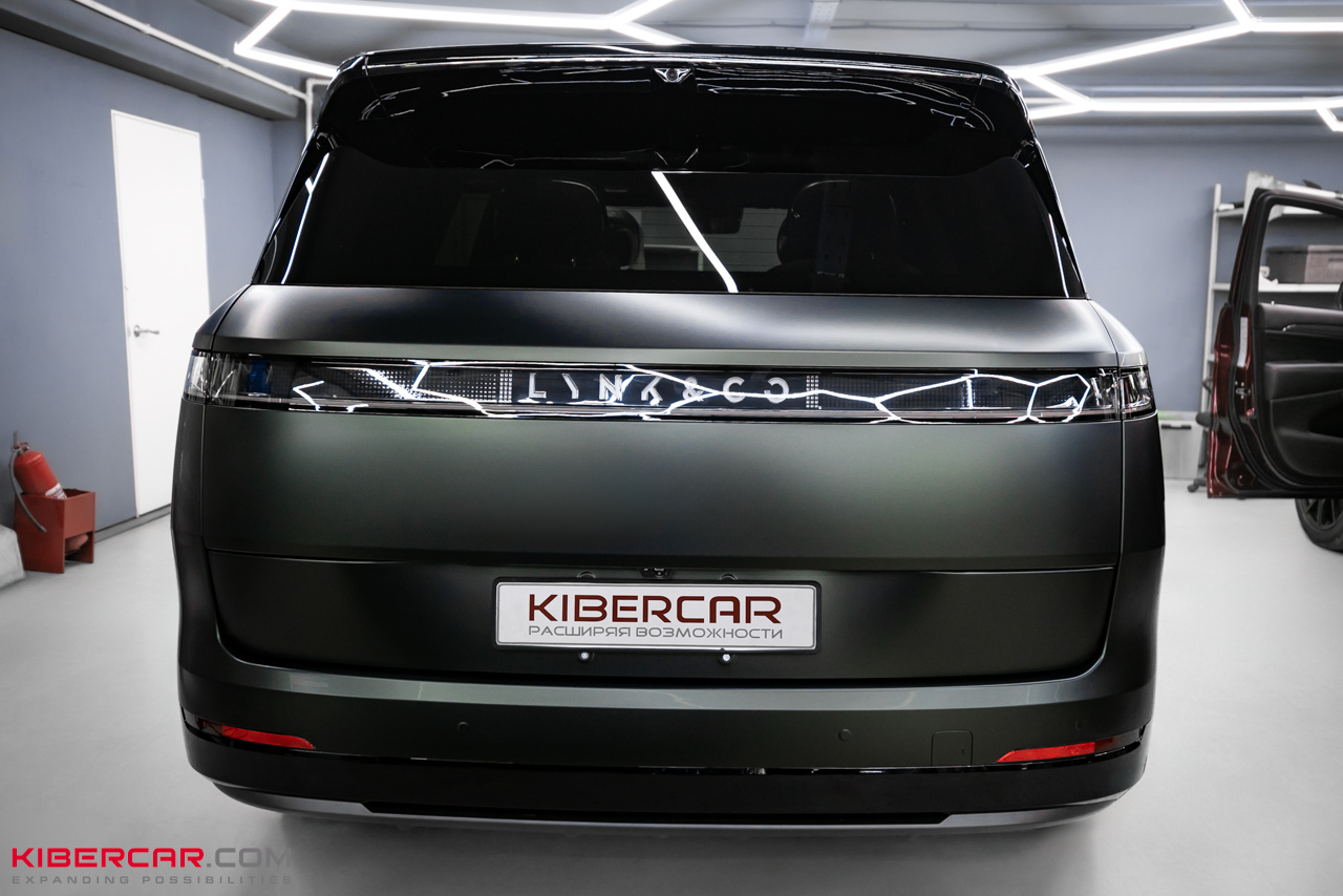 Оклейка Lynk & Co 900 матовой цветной полиуретановой пленкой с необычным эффектом