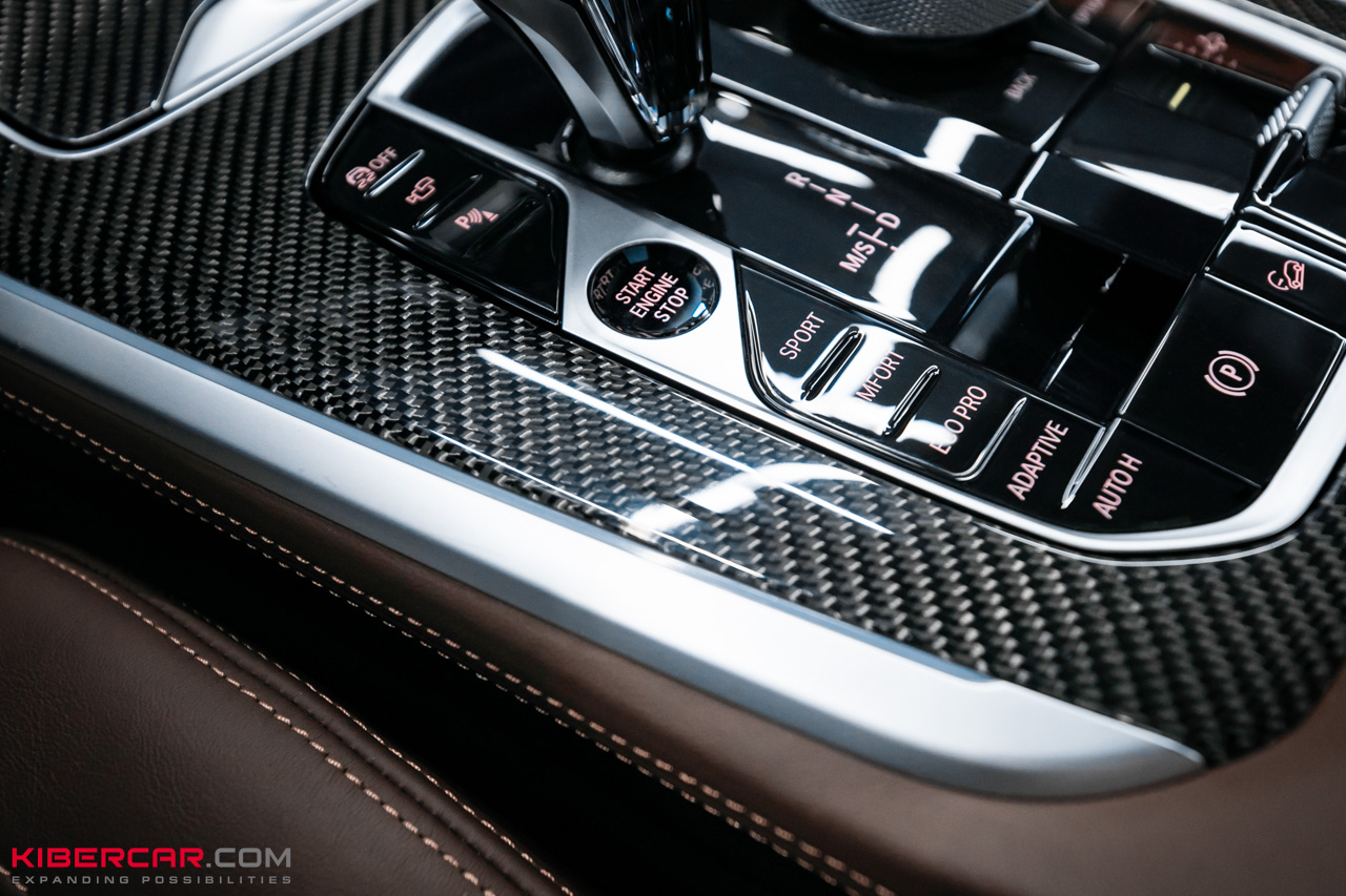 Ламинация карбоном элементов салона BMW X5