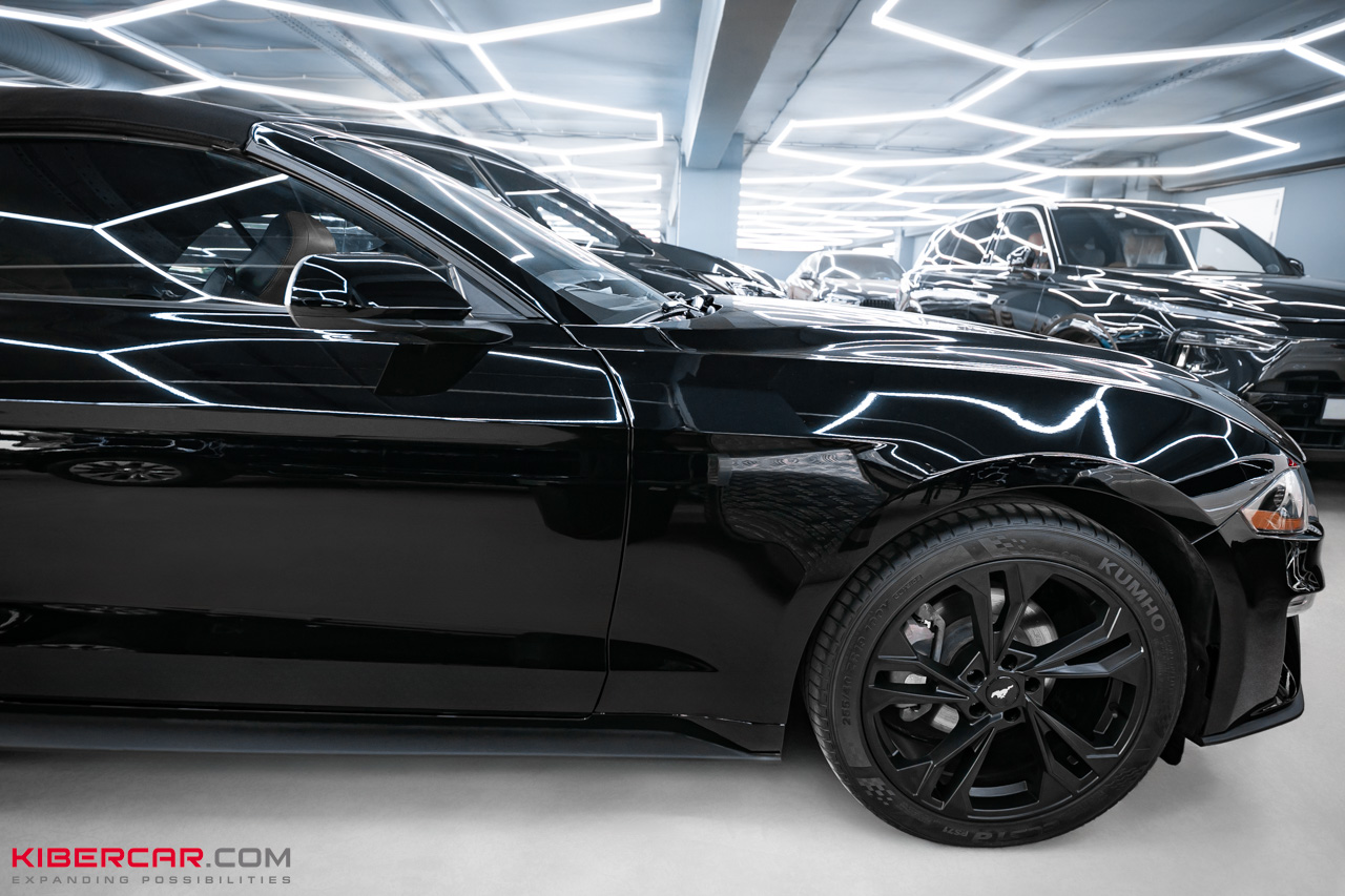 Полная перекраска Ford Mustang: от скрытых дефектов к идеальному глянцу