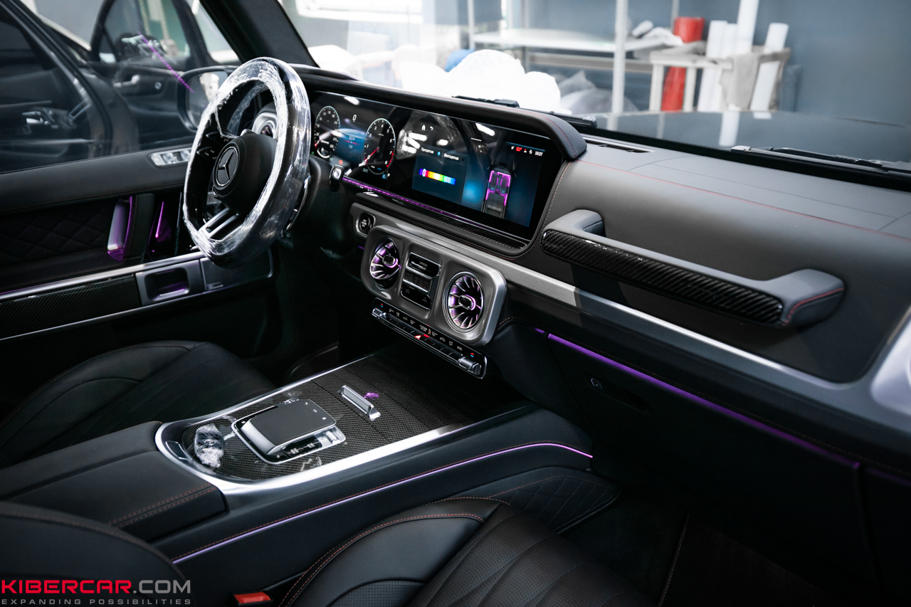 Mercedes-Benz G-Класс: подсветка на потолок «Звездное небо»