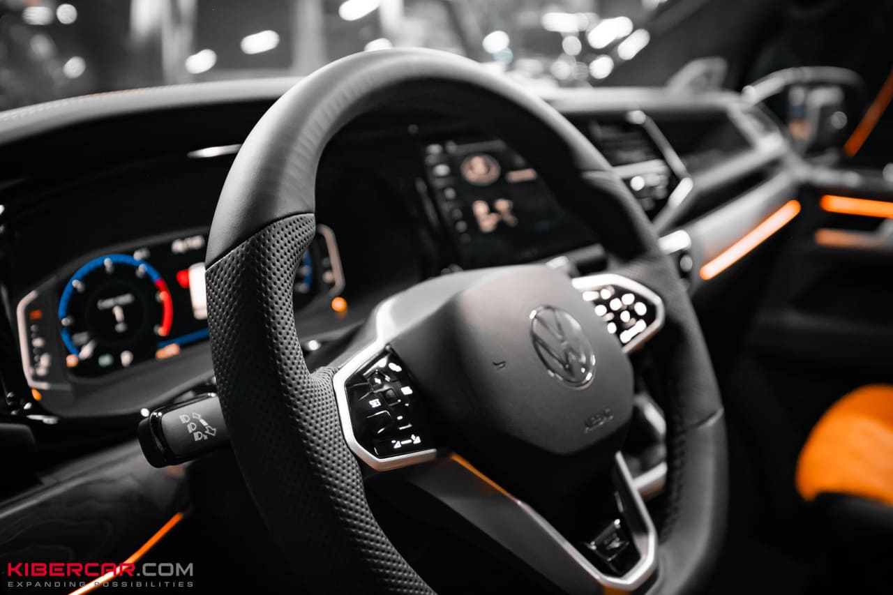 Перешив салона и руля Volkswagen Multivan: комфорт, стиль и новая конфигурация интерьера