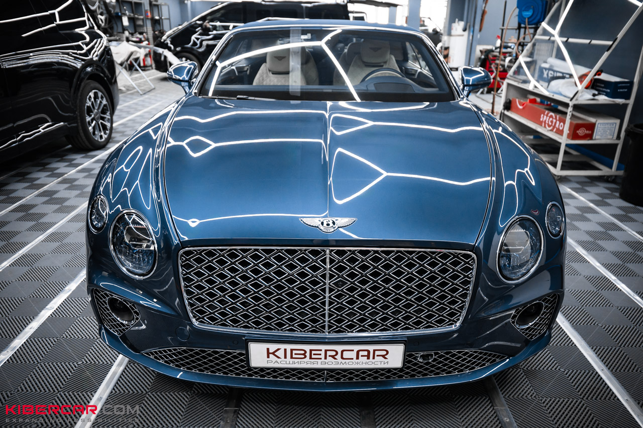 Мягкая полировка и керамическое покрытие на Bentley Continental GT