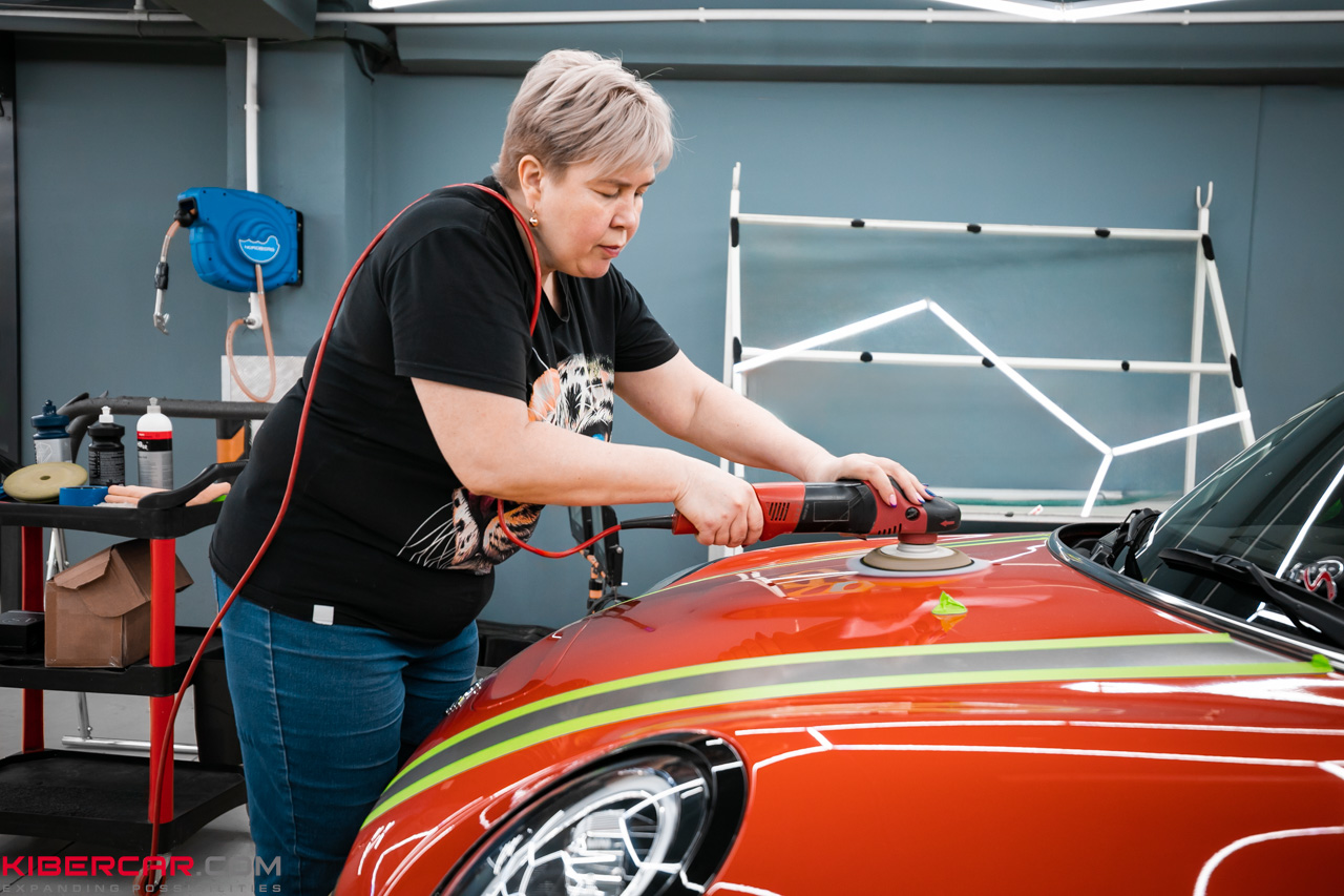 Mini Hatch: полировка кузова и нанесение керамического покрытия