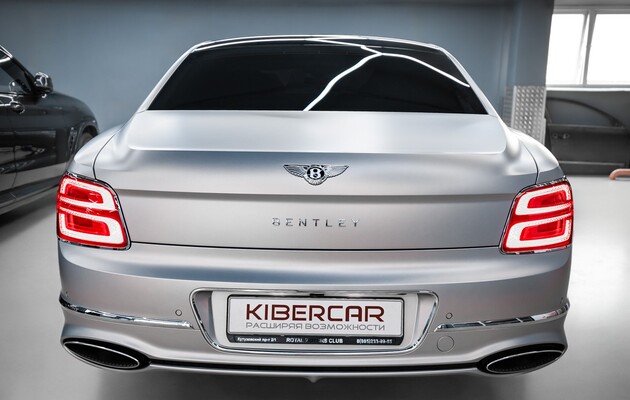 Детейлинг для Bentley Flying Spur: точечная полировка и керамика на матовый кузов