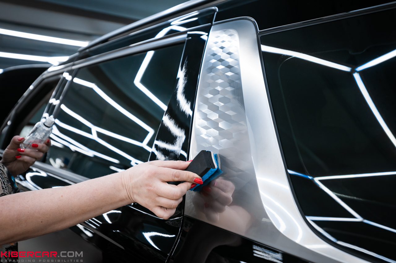 Профессиональная полировка и керамическое покрытие на Kia Carnival