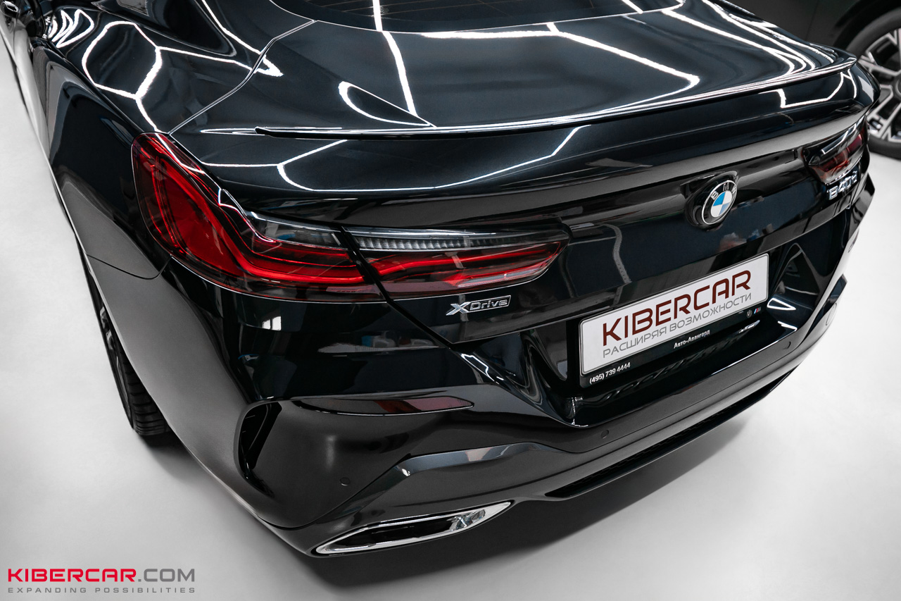 Полировка и керамическое покрытие для BMW 8: идеальный уход за черным кузовом