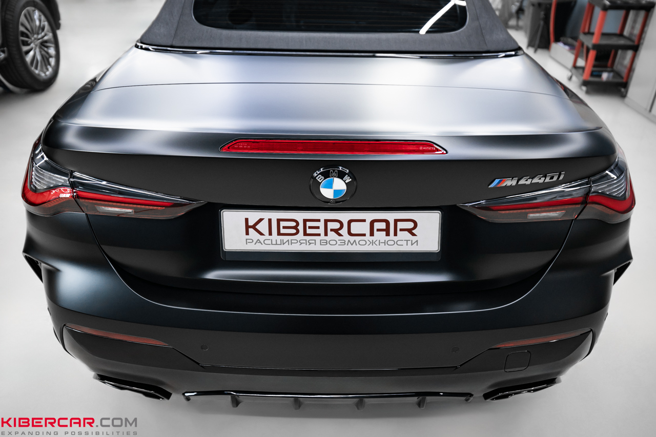 Оклейка BMW 4 серии матовым полиуретаном