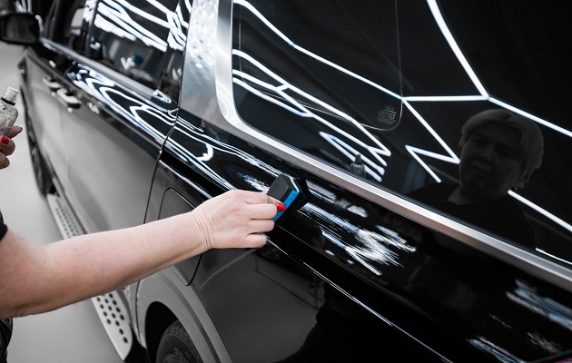 Профессиональная полировка и керамическое покрытие на Kia Carnival