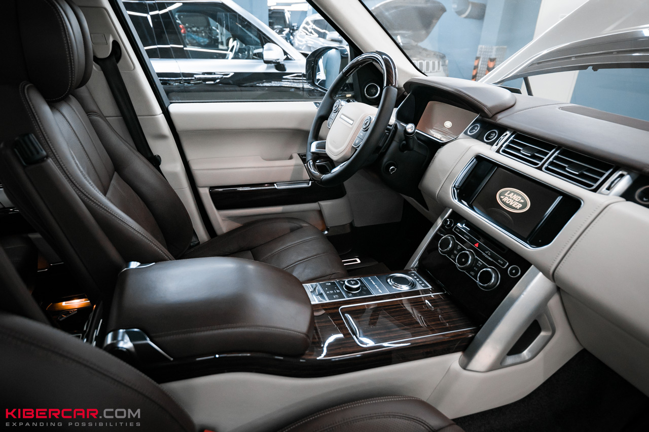 Реставрация кожи салона на Land Rover Range Rover: восстановили дверь, кресло и руль без перешива