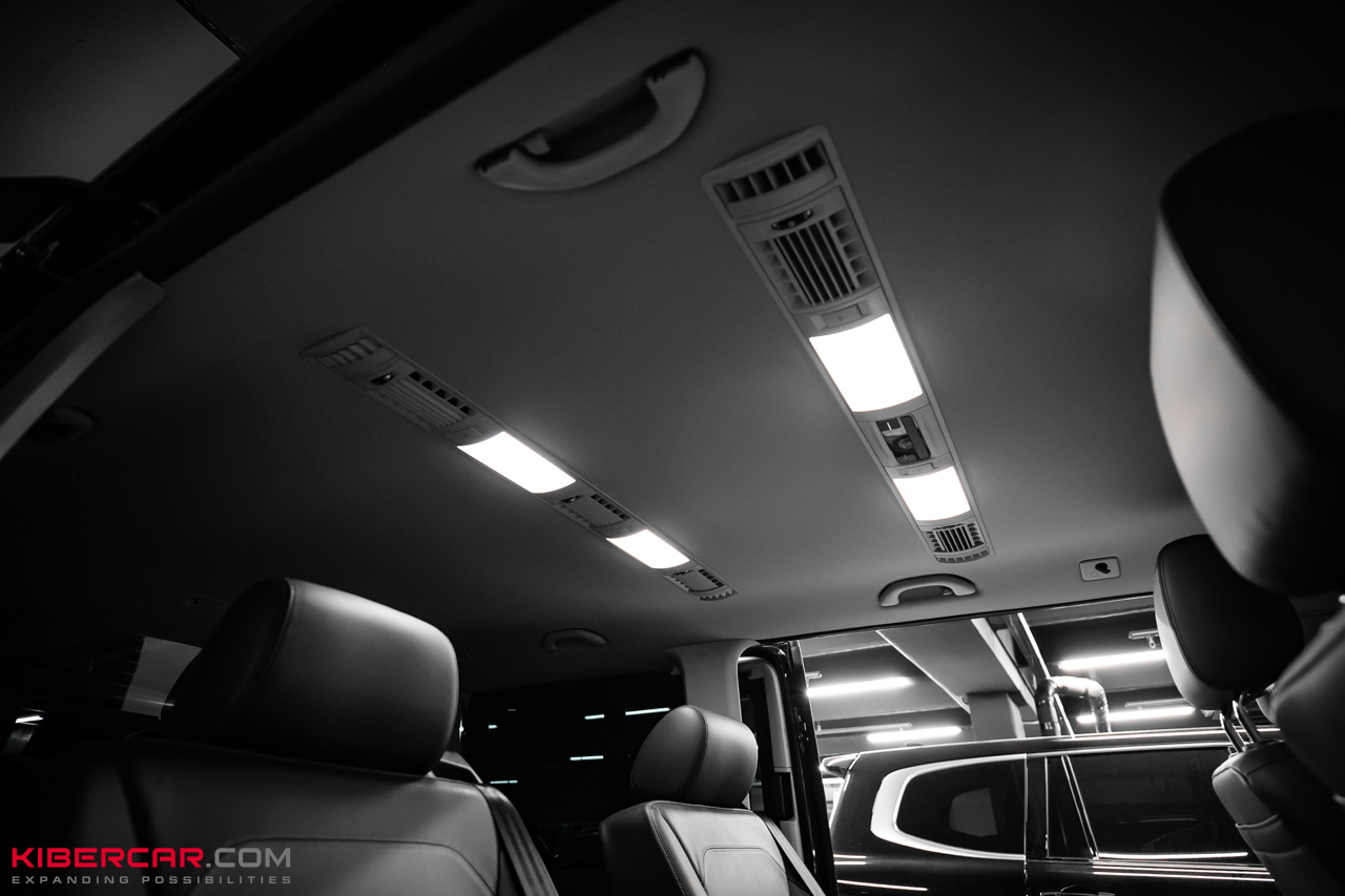 Звездное небо и атмосферная подсветка в Volkswagen Multivan