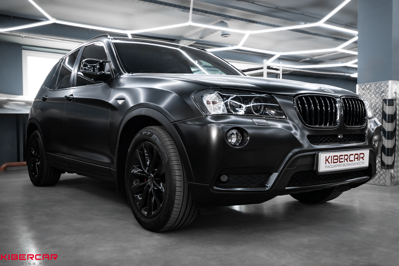 Ламинация карбоном элементов салона BMW X3