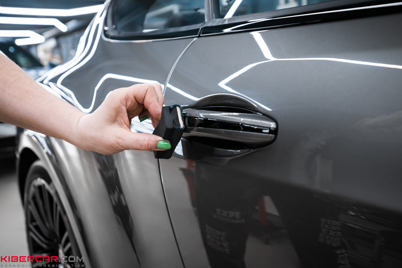 Полировка и керамика на Bentley Continental GT: бережный уход за элитным автомобилем