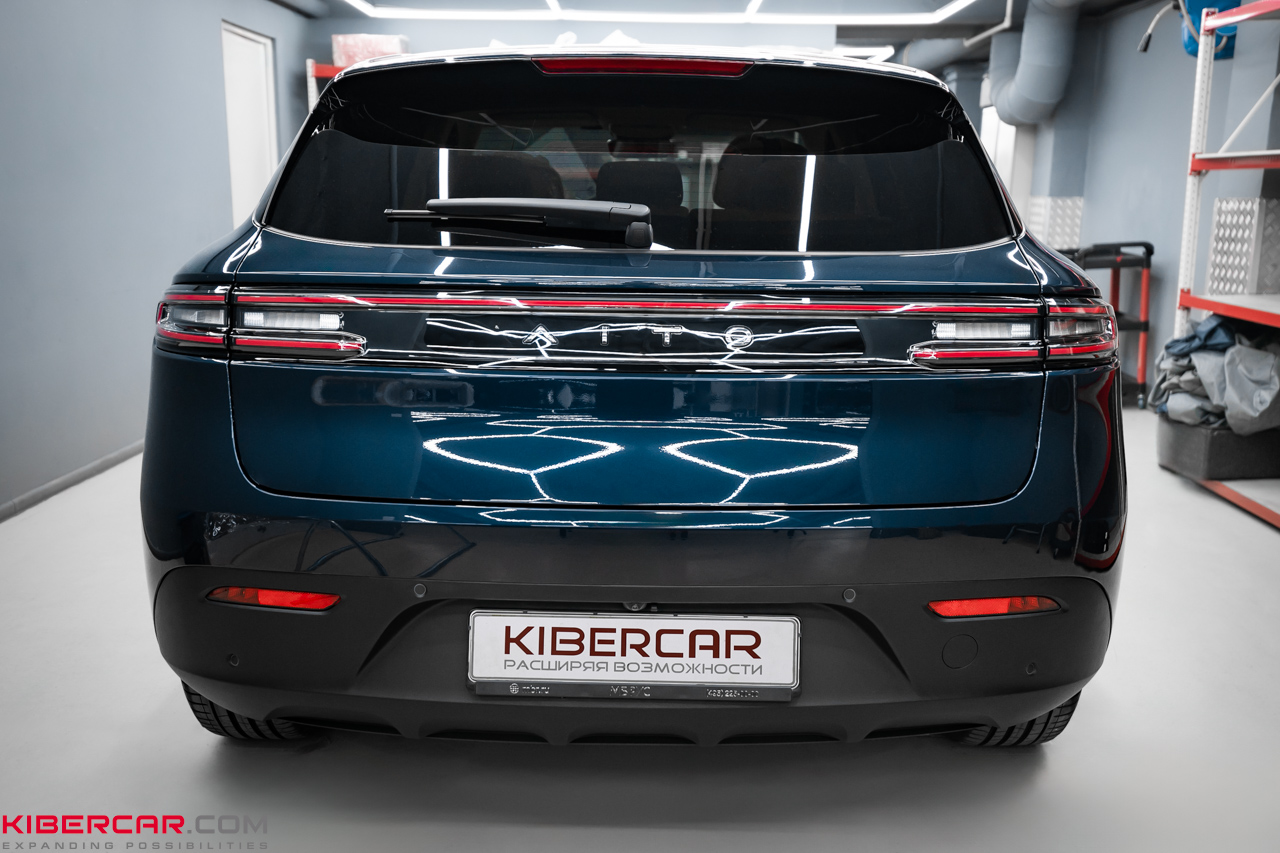 Aito M5: оклейка кузова антигравийной пленкой