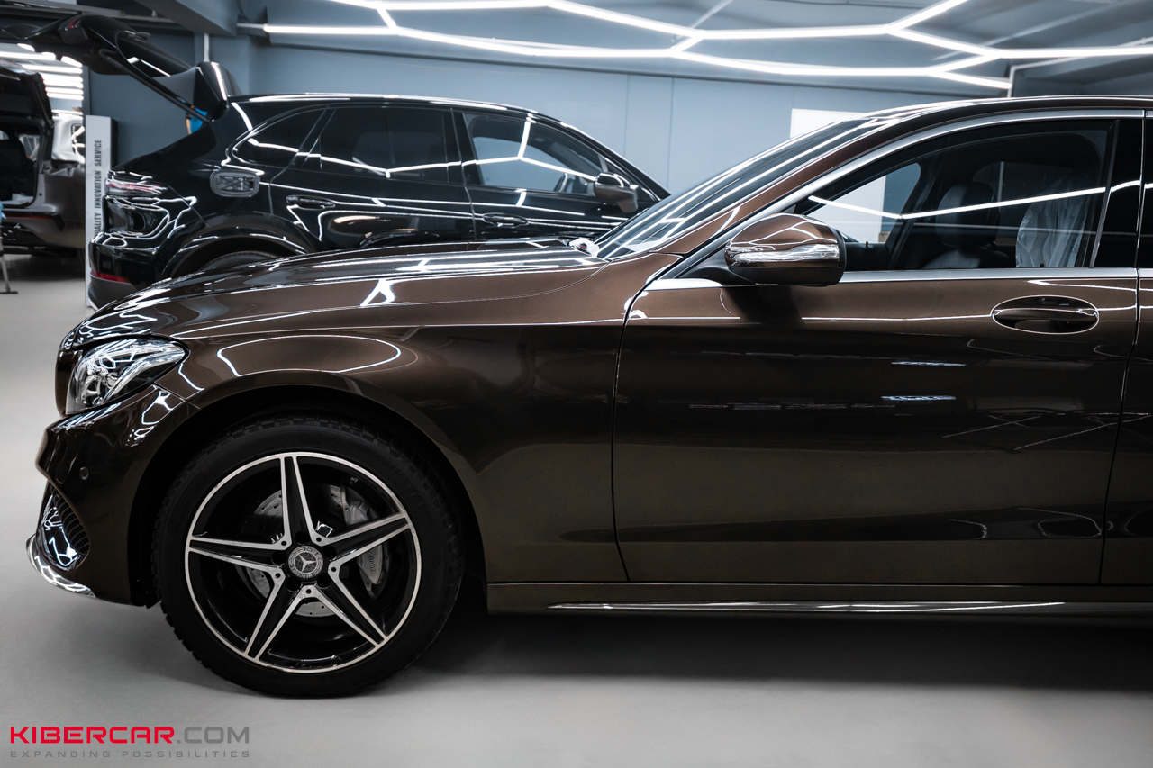 Полировка и керамическая защита Mercedes-Benz C-Класс