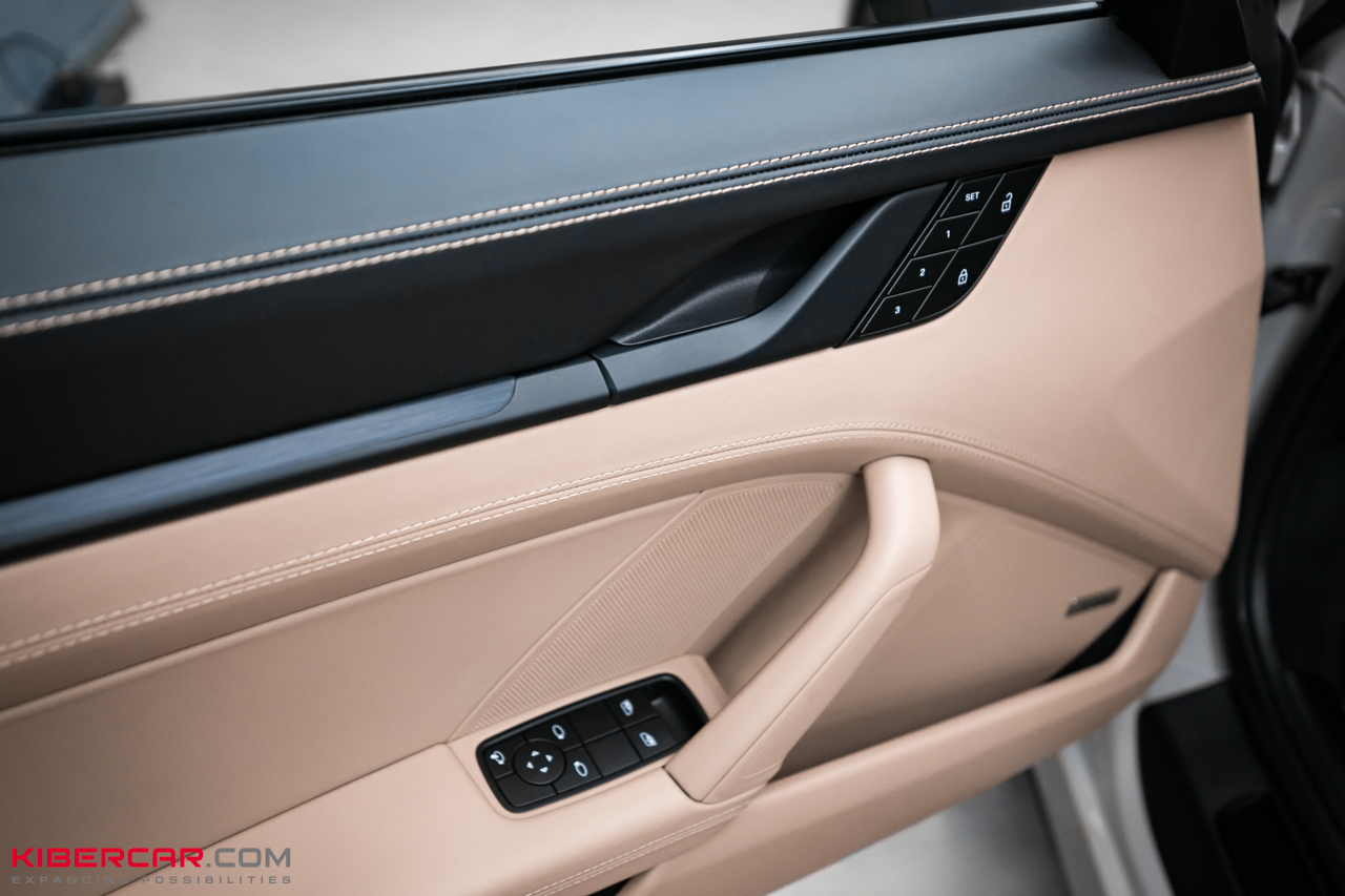 Комплекс защитных покрытий на Porsche 911 Carrera 4 GTS: премиальный уход для совершенства