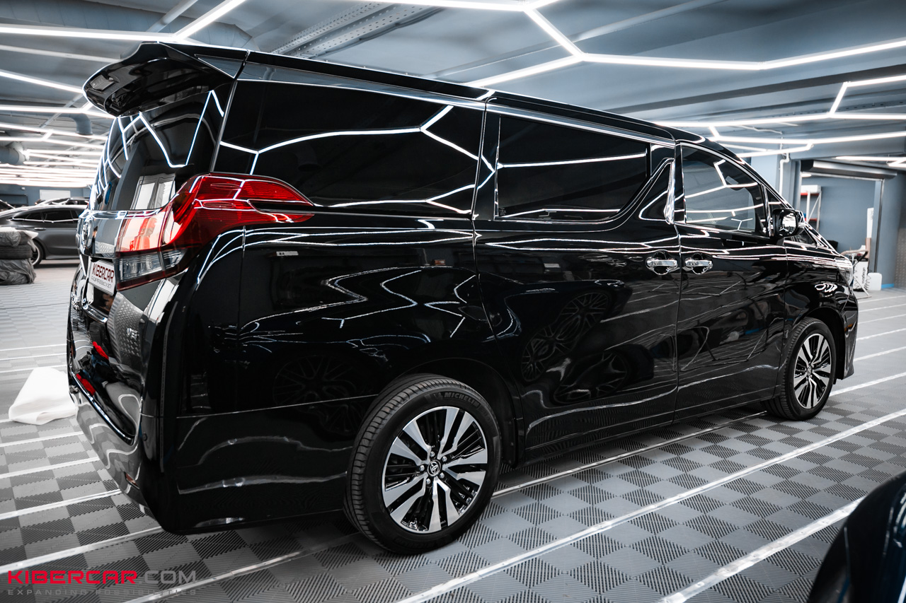 Полировка и керамическое покрытие Toyota Alphard