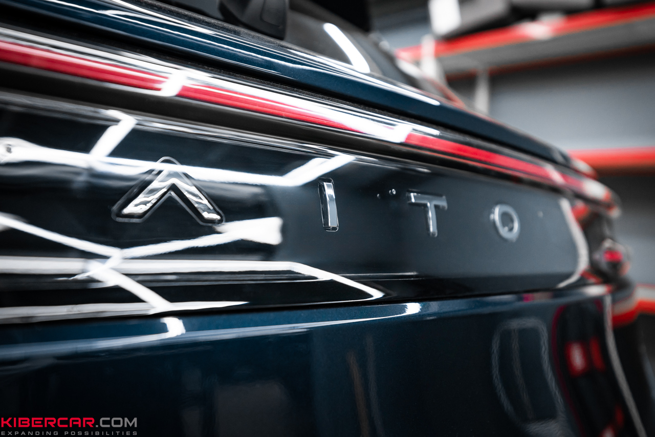 Aito M5: оклейка кузова антигравийной пленкой