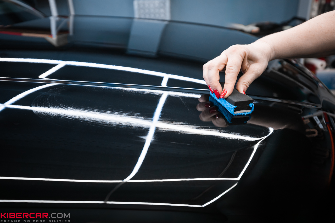 Нанесение керамики на пленку Range Rover
