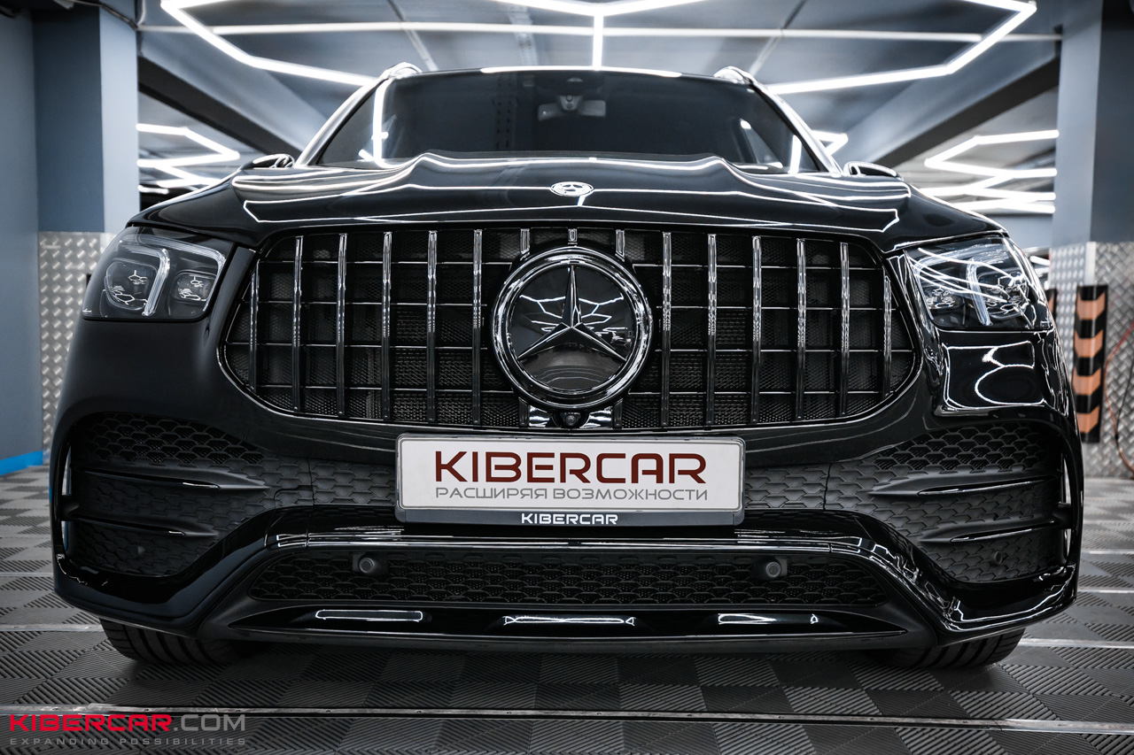 Черная решетка AMG на Mercedes-Benz GLE: продолжение единого стиля