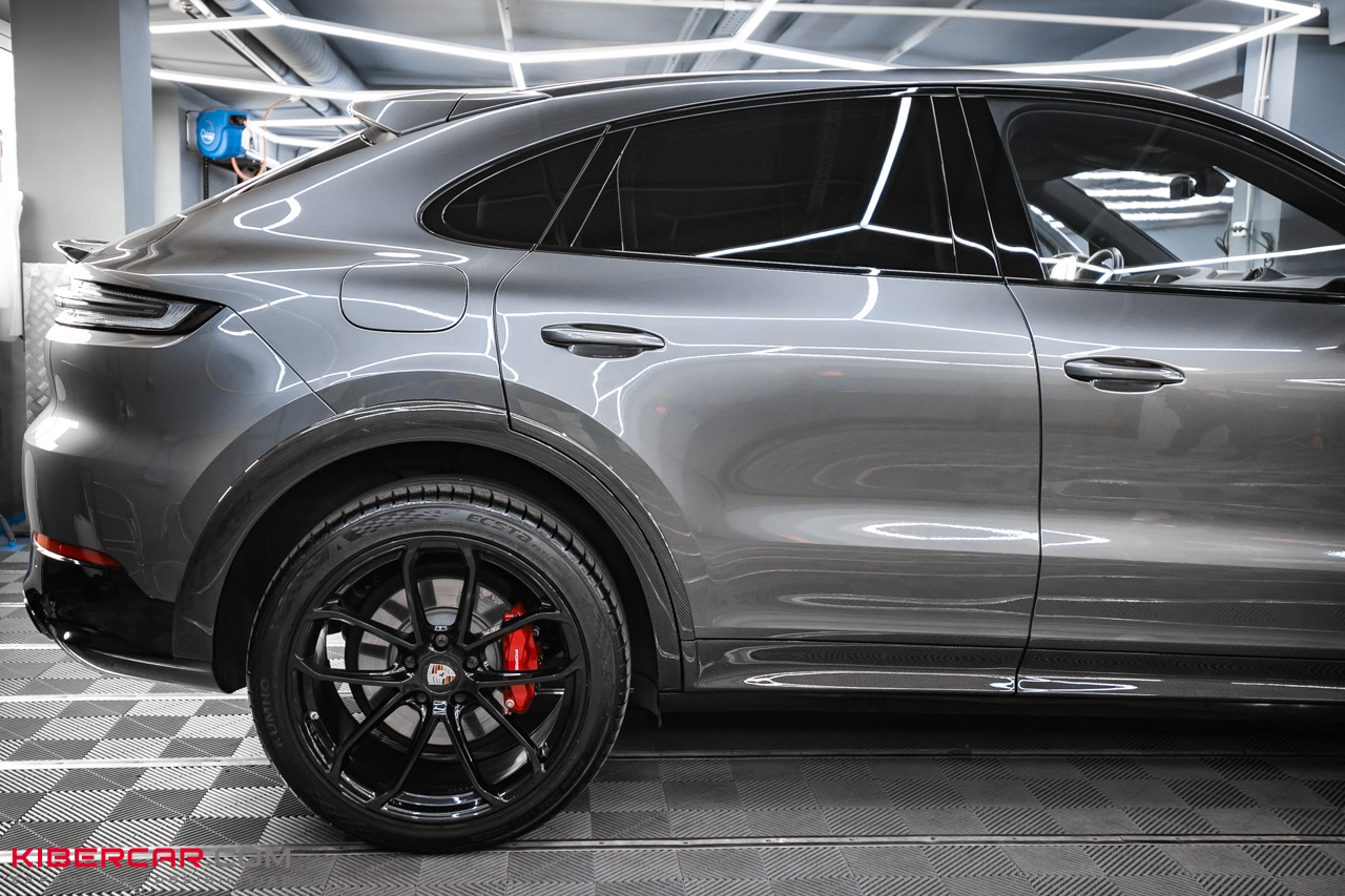Карбоновый обвес для Porsche Cayenne: продолжение единого стиля экстерьера и интерьера