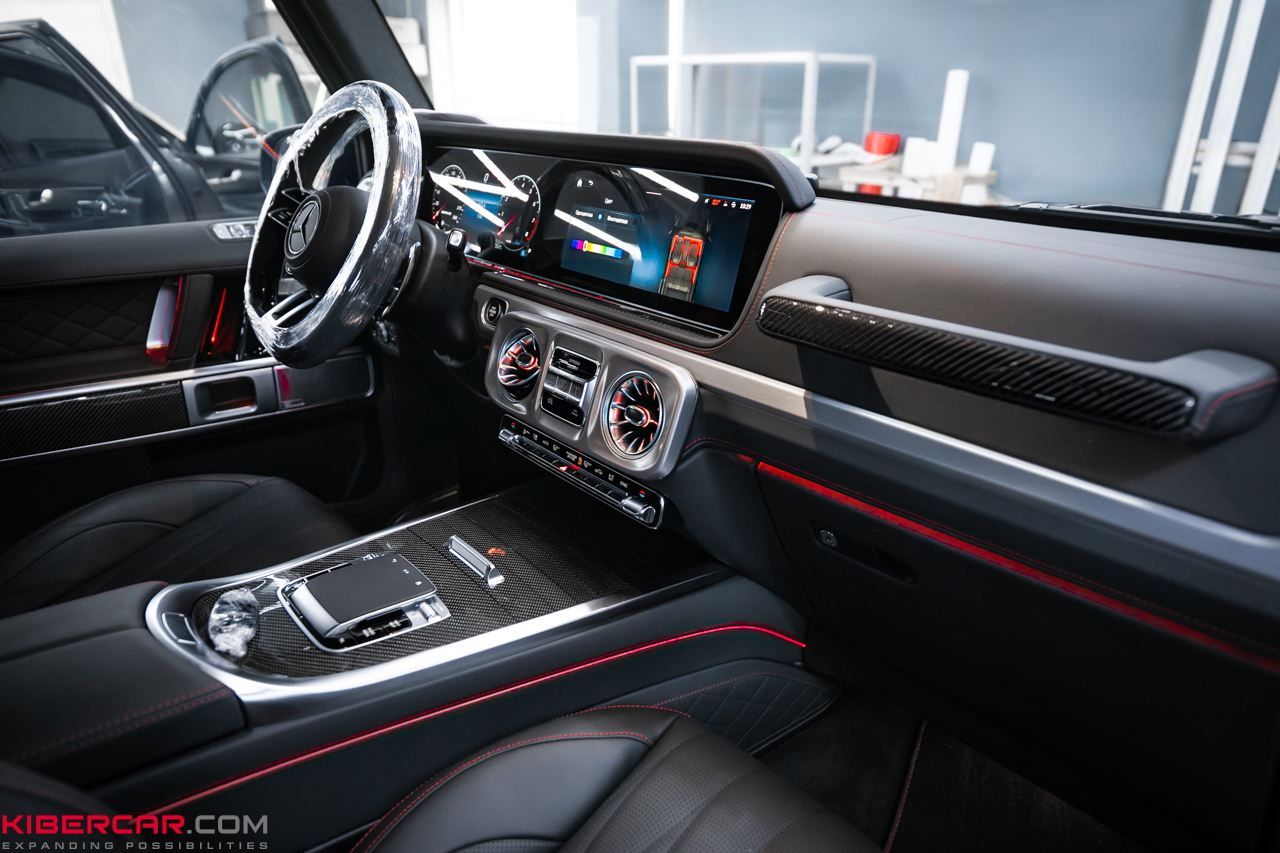 Mercedes-Benz G-Класс: подсветка на потолок «Звездное небо»