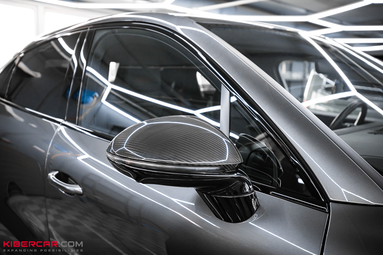 Карбоновый обвес для Porsche Cayenne: продолжение единого стиля экстерьера и интерьера