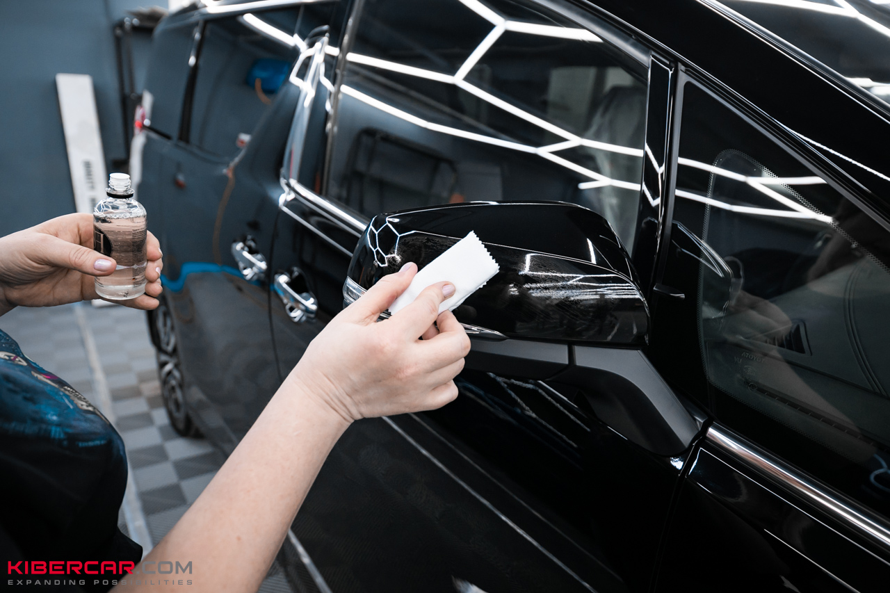 Полировка и керамическое покрытие Toyota Alphard