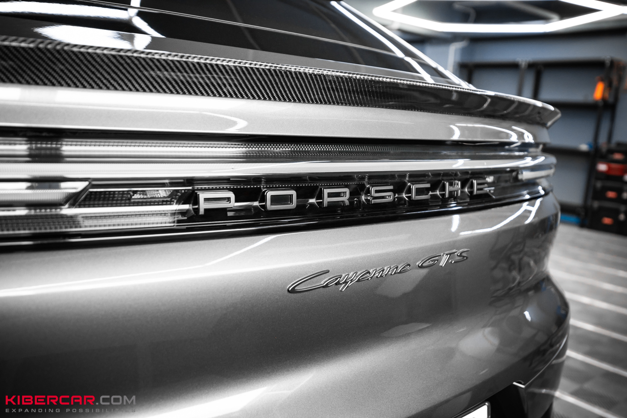 Карбоновый обвес для Porsche Cayenne: продолжение единого стиля экстерьера и интерьера
