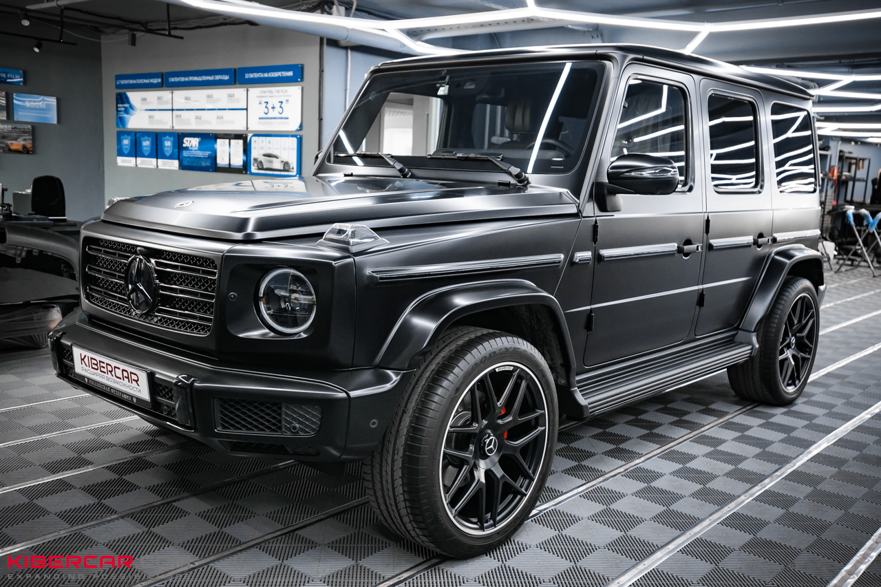 Комплексное преображение Mercedes-Benz G-Класс: матовая пленка, антихром и акценты AMG
