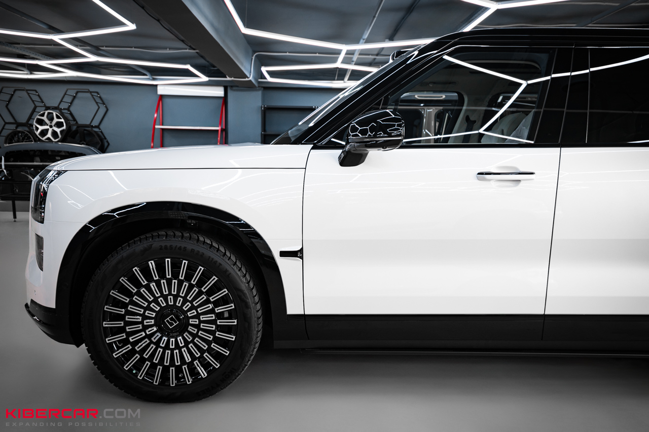 Антихром и оклейка Zeekr 9X: игра контрастов и надежная защита