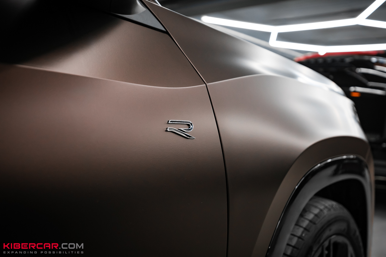 Оклейка Volkswagen Teramont в матовую защитную пленку: стильный акцент и долговременная защита