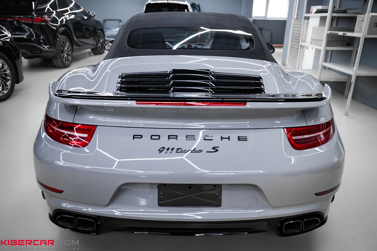 Оклейка цветным полиуретаном на Porsche 911 Turbo S: серый цвет, который покоряет с первого взгляда