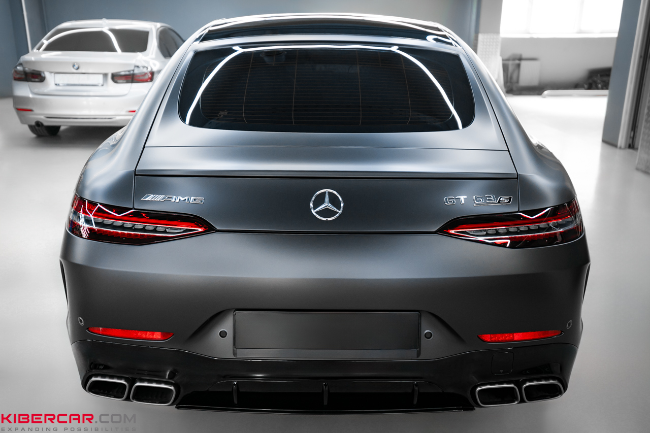 Преображение Mercedes-Benz AMG GT: матовый полиуретан и частичный антихром