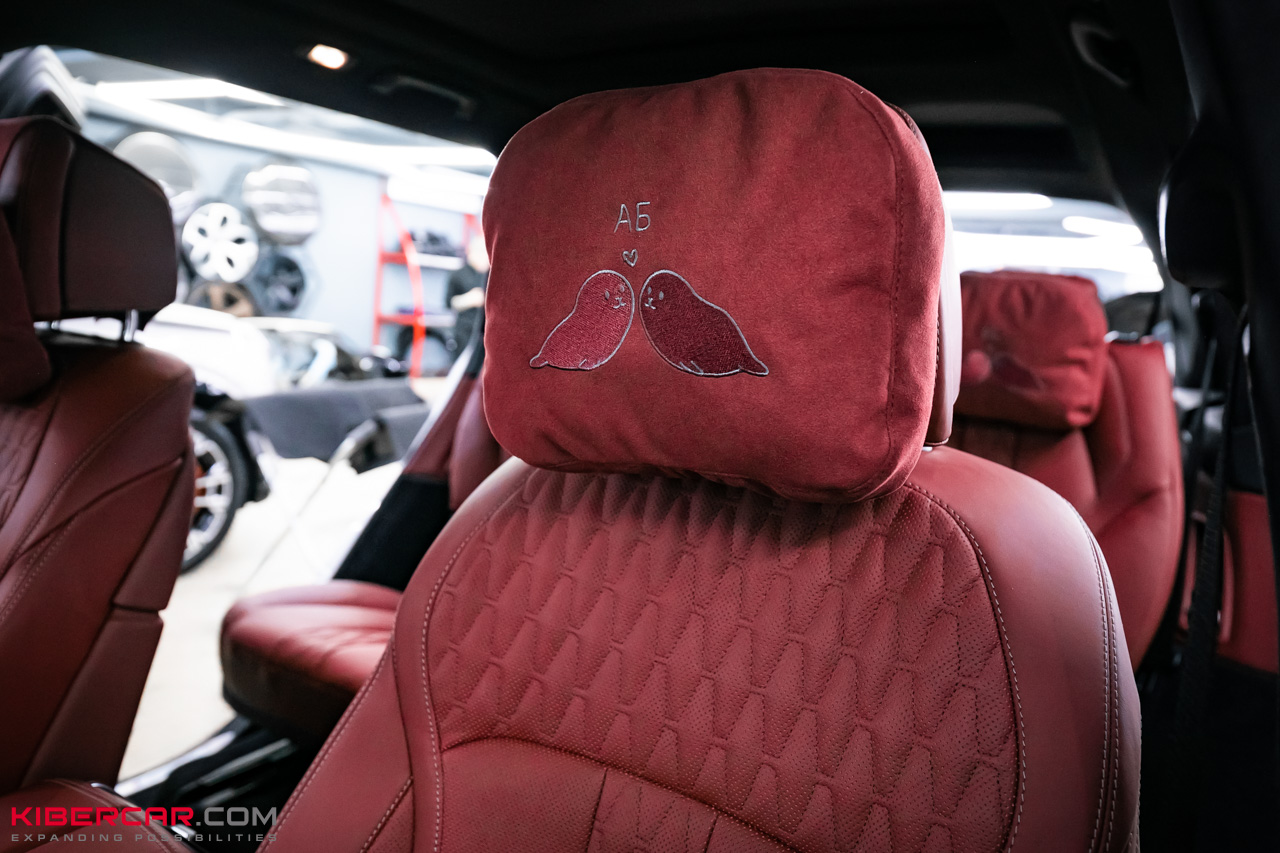 Перешив салона BMW X7 в красную кожу: выразительный контраст