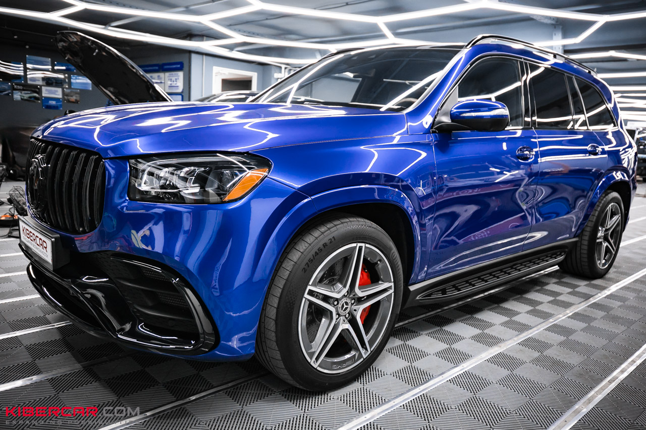 Оклейка Mercedes-Benz GLS цветной полиуретановой пленкой и обновление антихрома