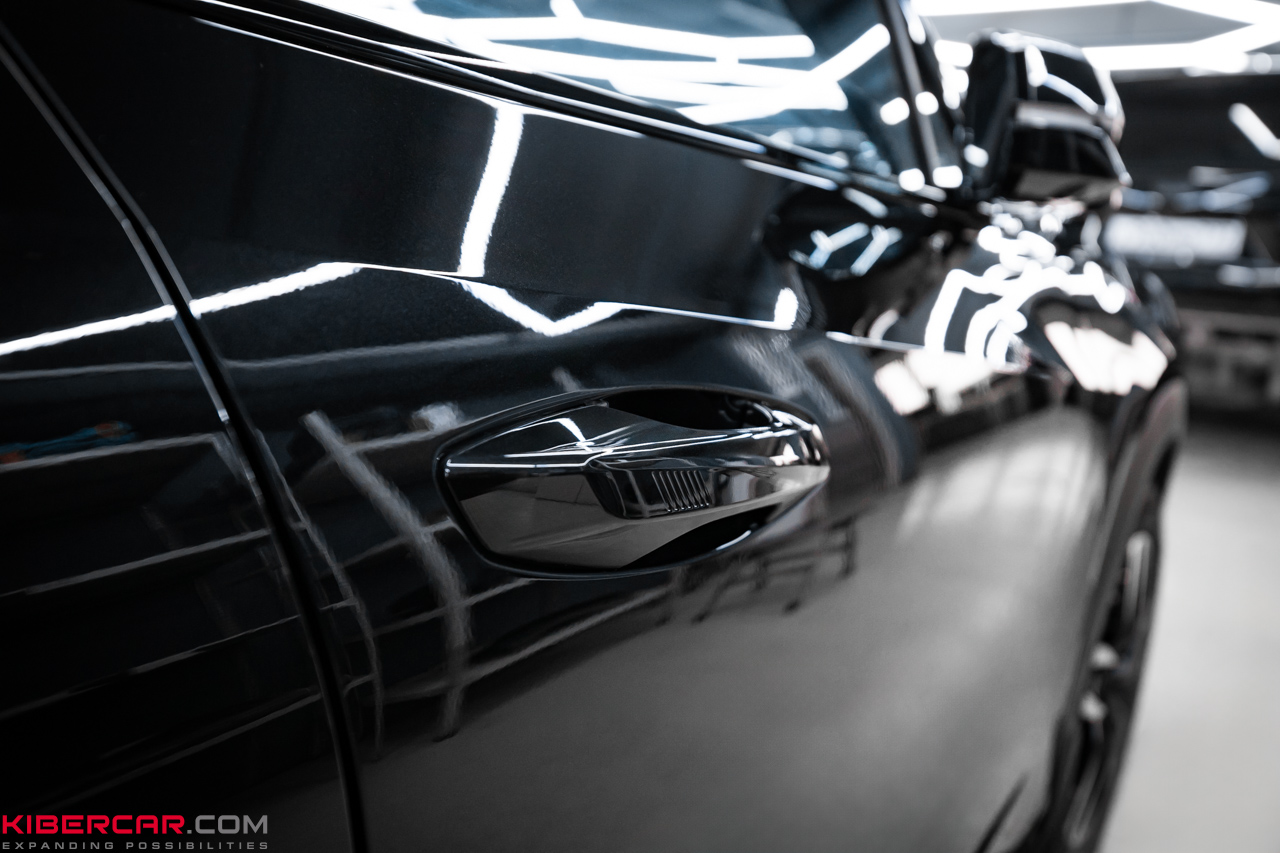 Geely Atlas: полировка кузова с нанесением керамического покрытия