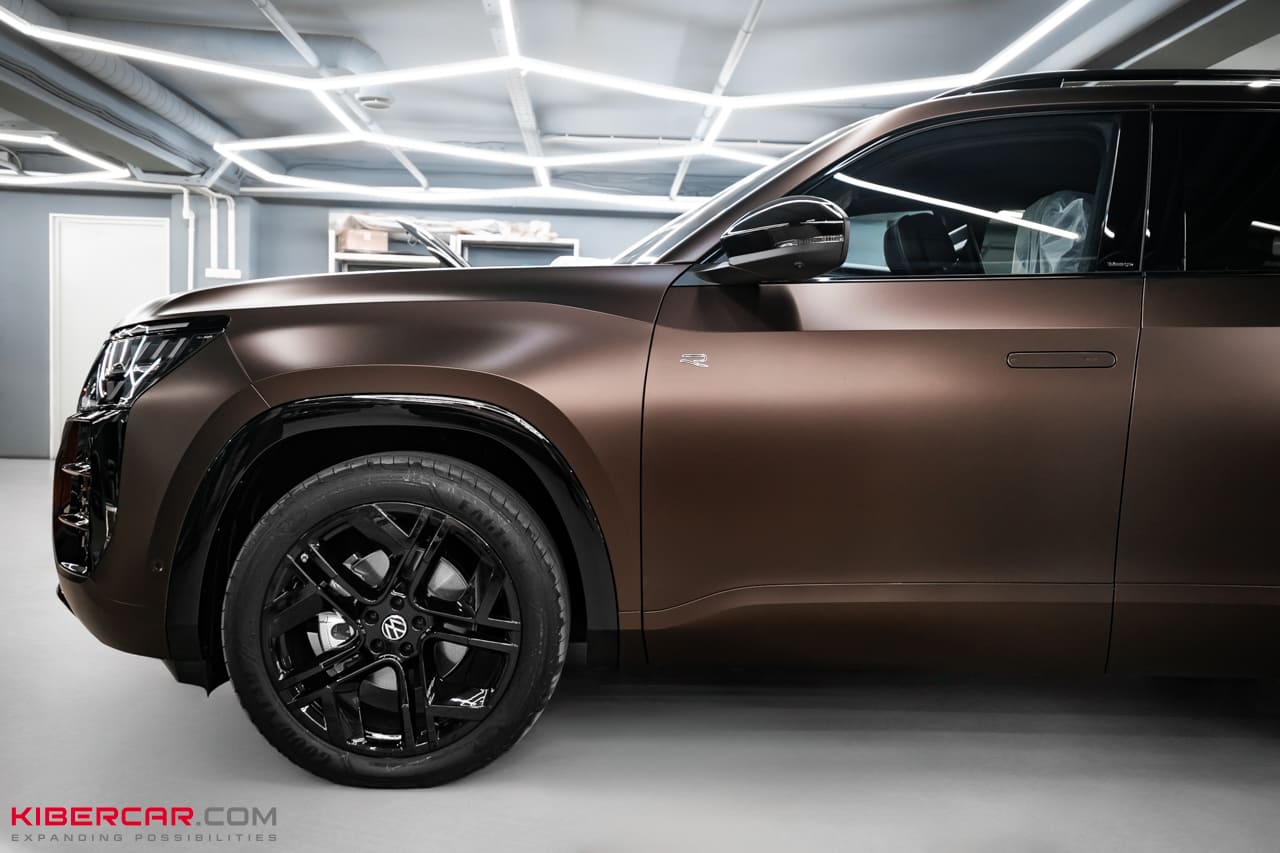 Оклейка Volkswagen Teramont в матовую защитную пленку: стильный акцент и долговременная защита