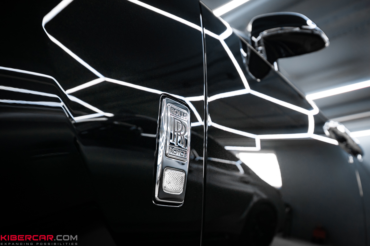 Обновление Rolls-Royce Ghost: полировка и керамическое покрытие для чёрного кузова