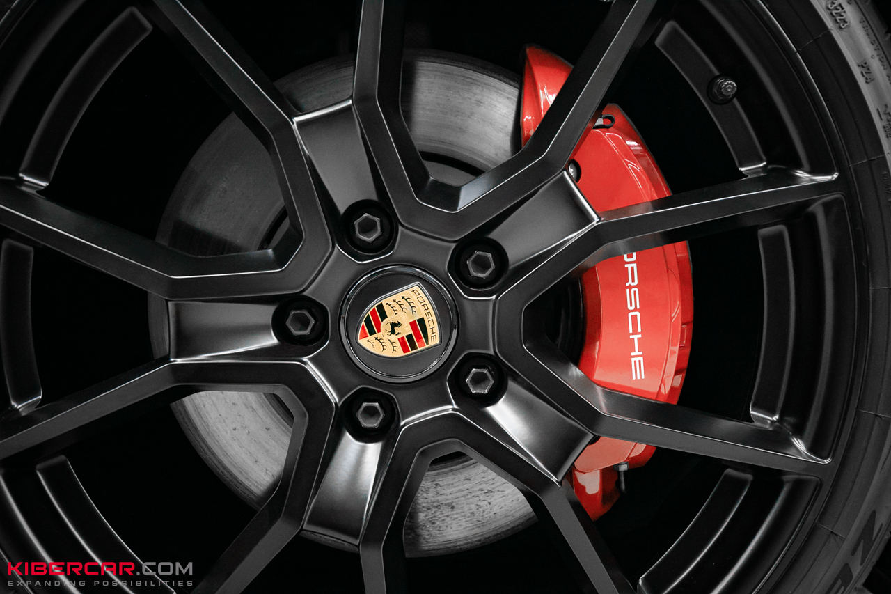 Porsche Taycan: керамическое покрытие кузова, восстановление и покраска дисков