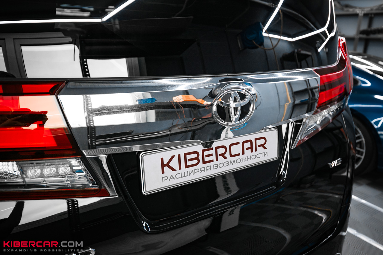 Полировка и керамическое покрытие Toyota Alphard