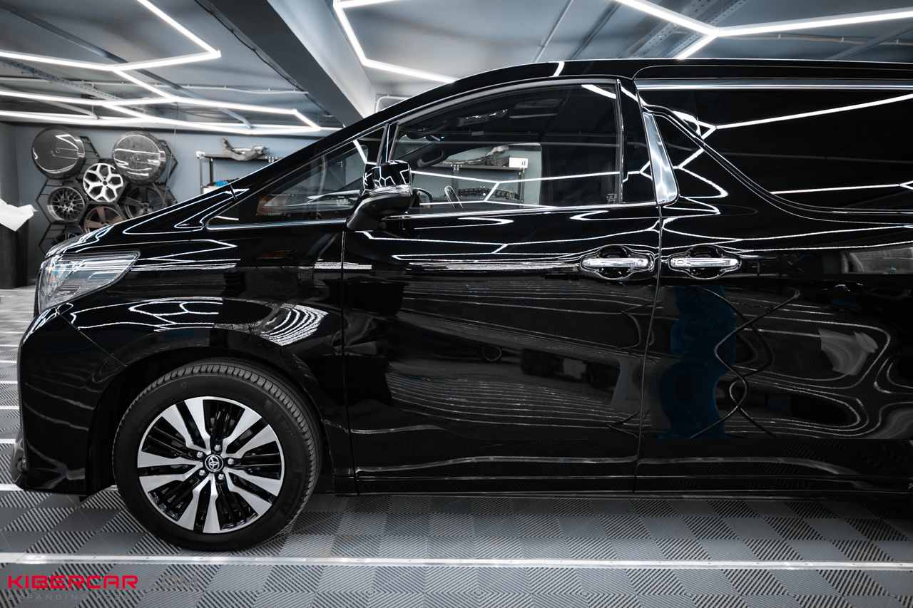 Полировка и керамическое покрытие Toyota Alphard